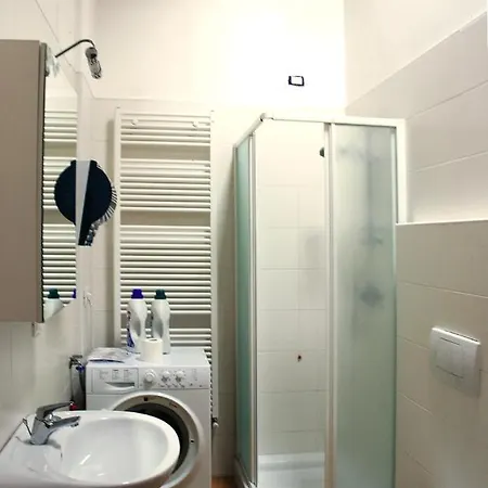 Cesare Cantu Apartment *