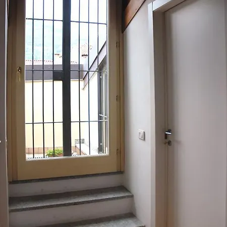 Apartment Cesare Cantu Como